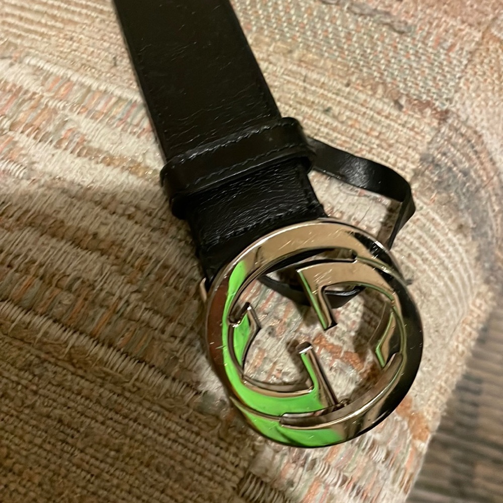 Black Gucci women belt